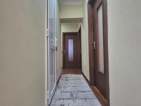 3 otaqlı köhnə tikili - Bayıl q. - 72 m²