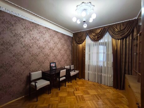 Elan №6108834 - Bakı, Nizami m., 3 otaqlı, 50 m², 2/4 mərtəbə