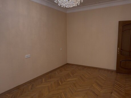 3 otaqlı köhnə tikili - Həzi Aslanov m. - 80 m²