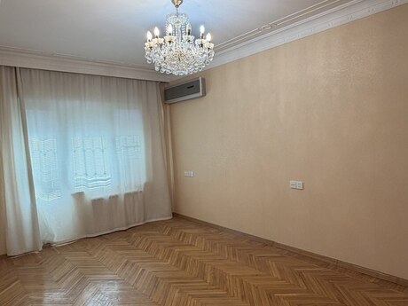 3 otaqlı köhnə tikili - Həzi Aslanov m. - 80 m²