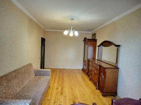 2 otaqlı köhnə tikili - Həzi Aslanov m. - 60 m²