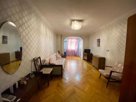 2 otaqlı köhnə tikili - Nizami m. - 60 m²