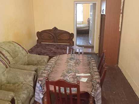 2 otaqlı köhnə tikili - Neftçilər m. - 50 m²