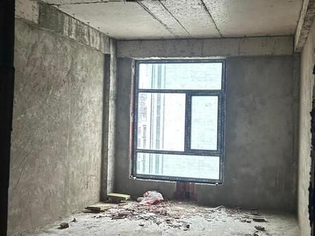 4 otaqlı yeni tikili - 28 May m. - 178 m²