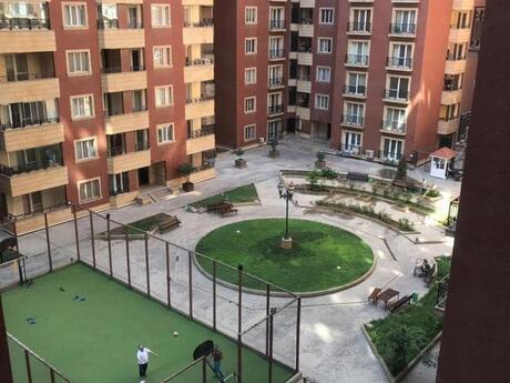 4 otaqlı yeni tikili - 28 May m. - 178 m²