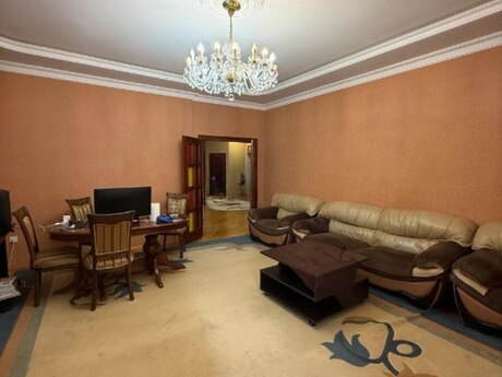 4 otaqlı yeni tikili - Nəsimi r. - 170 m²