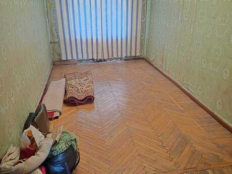 3 otaqlı köhnə tikili - Elmlər Akademiyası m. - 75 m²