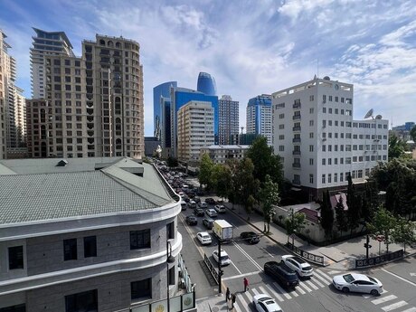 4 otaqlı yeni tikili - 28 May m. - 200 m²