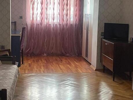 2 otaqlı köhnə tikili - Nizami m. - 45 m²