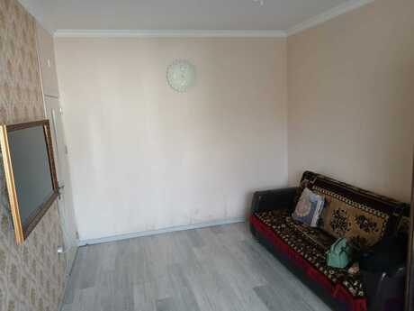 1 otaqlı köhnə tikili - Memar Əcəmi m. - 30 m²