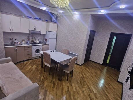 3 otaqlı yeni tikili - 20 Yanvar m. - 70 m²