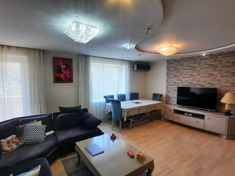 3 otaqlı köhnə tikili - Elmlər Akademiyası m. - 100 m²
