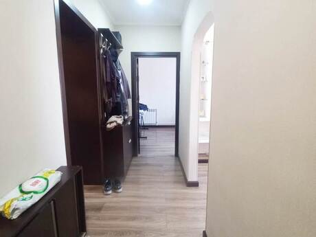 4 otaqlı köhnə tikili - Azadlıq Prospekti m. - 90 m²