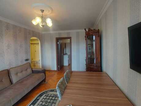 2 otaqlı köhnə tikili - İnşaatçılar m. - 65 m²