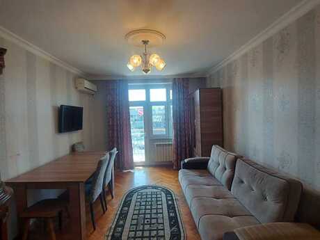 2 otaqlı köhnə tikili - İnşaatçılar m. - 65 m²
