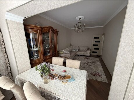 2 otaqlı köhnə tikili - Köhnə Günəşli q. - 65 m²
