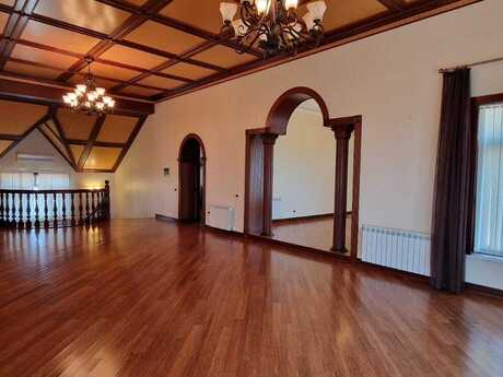 7 otaqlı həyət evi/bağ evi - Xaçmaz - 1000 m²