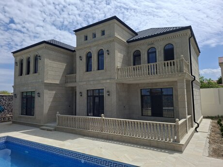 7 otaqlı həyət evi/bağ evi - Novxanı q. - 260 m²