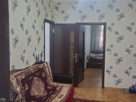 2 otaqlı köhnə tikili - Memar Əcəmi m. - 46 m²