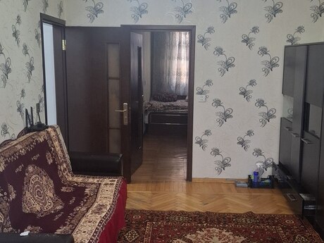 2 otaqlı köhnə tikili - Memar Əcəmi m. - 46 m²
