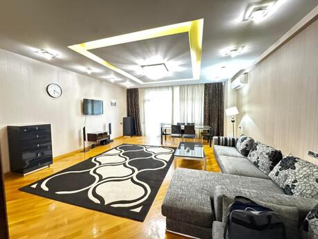 3 otaqlı yeni tikili - 28 May m. - 135 m²