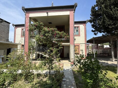 8 otaqlı həyət evi/bağ evi - Həzi Aslanov m. - 300 m²
