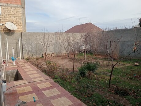 5 otaqlı həyət evi/bağ evi - Gəncə - 120 m²