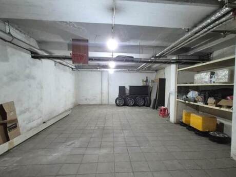 Qaraj - İnşaatçılar m. - 70 m²