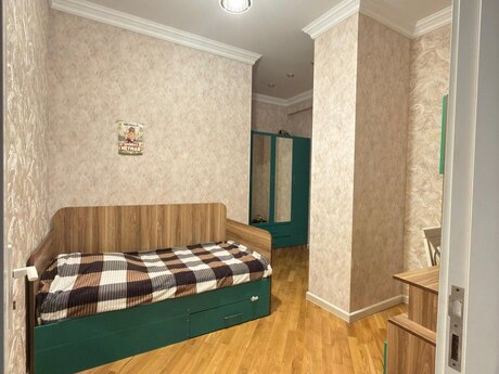 4 otaqlı yeni tikili - Yasamal r. - 156 m²