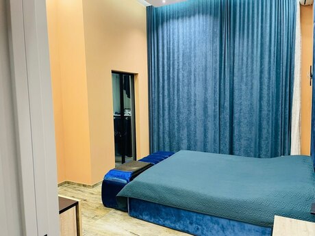 5 otaqlı həyət evi/bağ evi - Mərdəkan q. - 130 m²