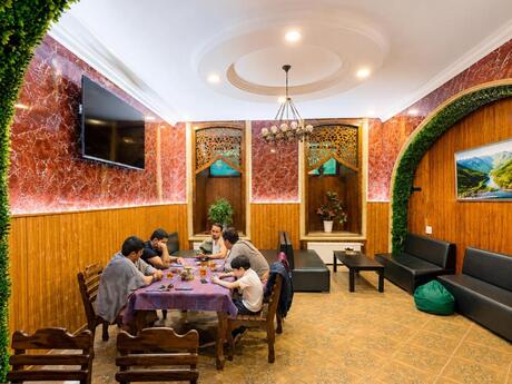 Obyekt - Nizami m. - 230 m²