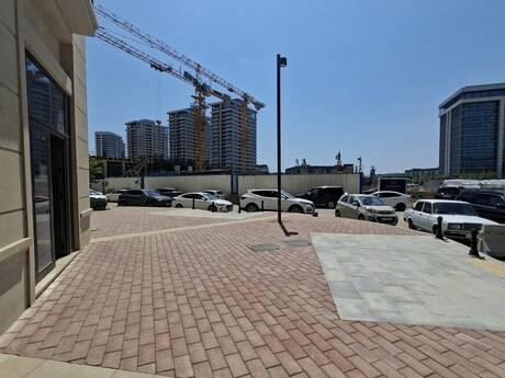 Obyekt - Ağ şəhər q. - 226 m²