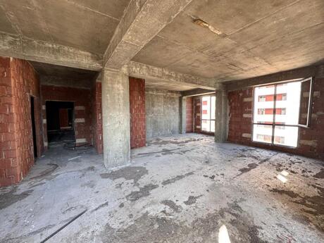 3 otaqlı yeni tikili - Azadlıq Prospekti m. - 120 m²