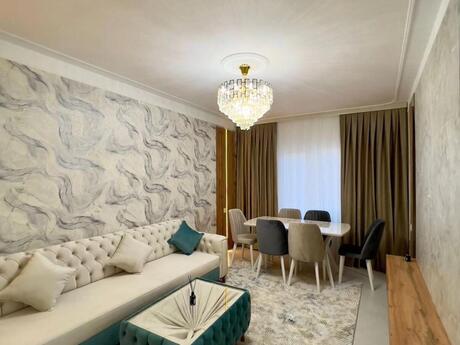 2 otaqlı köhnə tikili - Memar Əcəmi m. - 60 m²