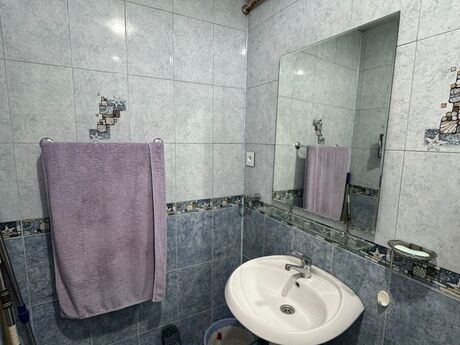 3 otaqlı köhnə tikili - Biləcəri q. - 72 m²