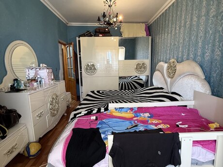 3 otaqlı köhnə tikili - Köhnə Günəşli q. - 72 m²