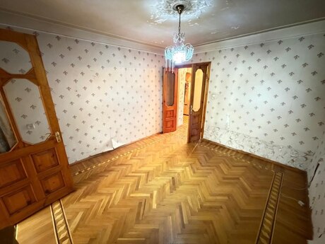 4 otaqlı köhnə tikili - Əhmədli m. - 90 m²