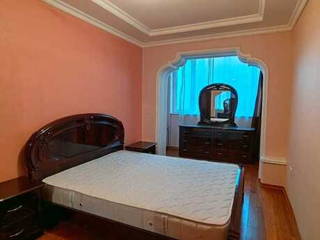 2 otaqlı köhnə tikili - Nəsimi r. - 90 m²
