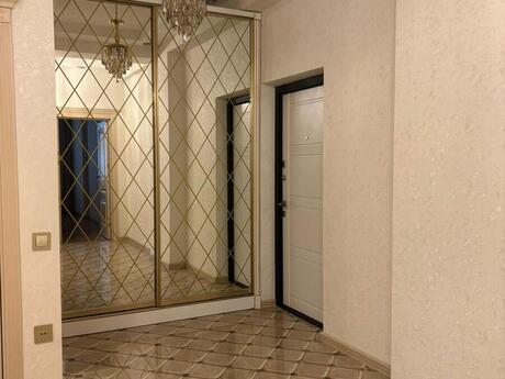 3 otaqlı yeni tikili - Nəsimi r. - 126 m²