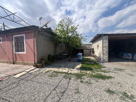 4 otaqlı həyət evi/bağ evi - Biləcəri q. - 100 m²