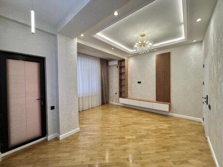 3 otaqlı yeni tikili - 8 Noyabr m. - 105 m²
