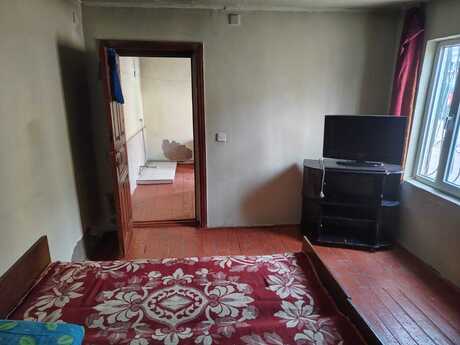 2 otaqlı köhnə tikili - Hövsan q. - 40 m²