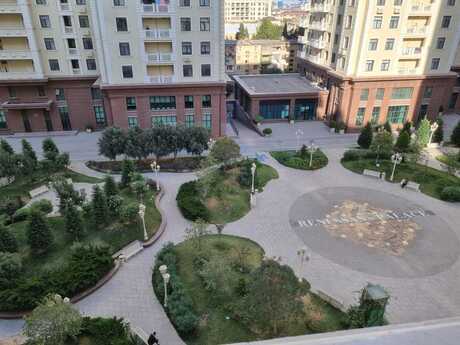2-комн. новостройка - м. Элмляр Академиясы - 91 м²