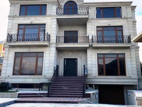 8 otaqlı həyət evi/bağ evi - Qara Qarayev m. - 700 m²