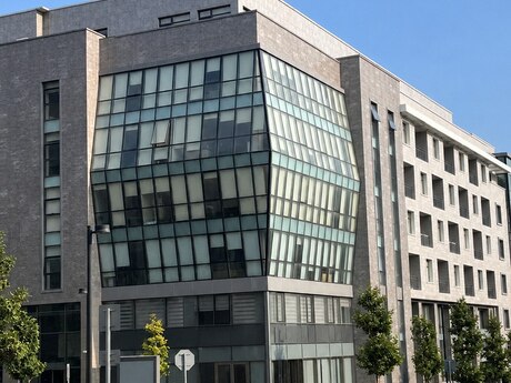 4 otaqlı yeni tikili - Xətai r. - 220 m²
