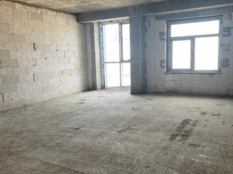 4 otaqlı yeni tikili - Xətai r. - 220 m²