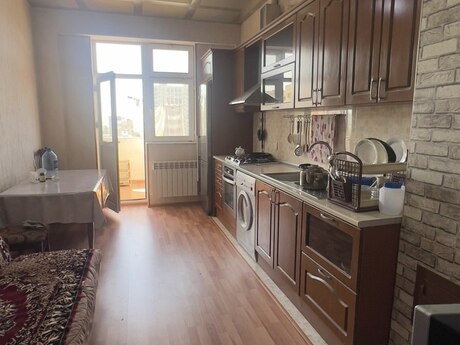 2 otaqlı yeni tikili - İnşaatçılar m. - 100 m²