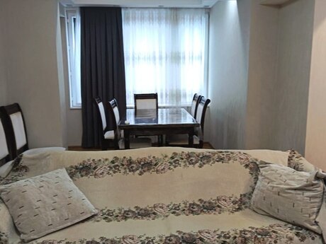 3 otaqlı köhnə tikili - Yasamal r. - 95 m²