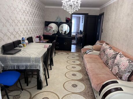 3 otaqlı köhnə tikili - Xalqlar Dostluğu m. - 55 m²