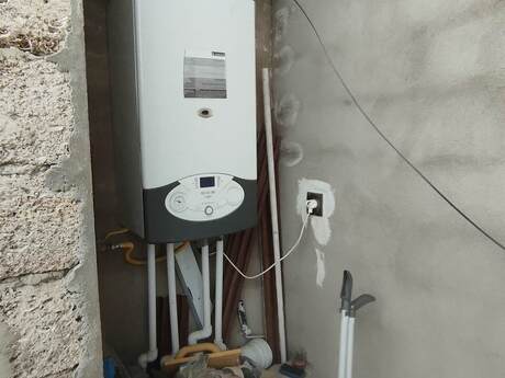 4 otaqlı həyət evi/bağ evi - Yeni Ramana q. - 100 m²